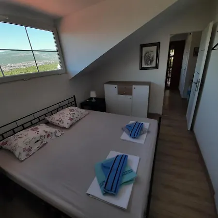 Apartmán Robi - 100 Meters To The Beach Donji Karin