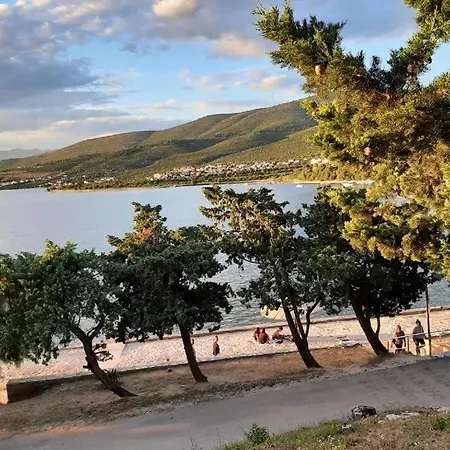 Robi - 100 Meters To The Beach Donji Karin
